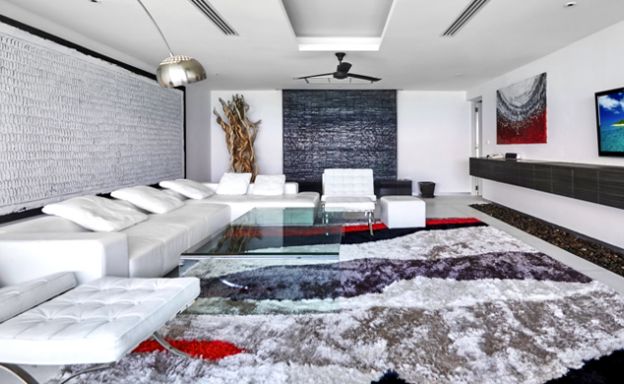 Unique Infinity 3 Bedroom Penthouse in Bang Por