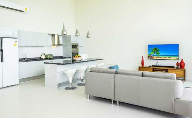 New Modern 3-4 Bedroom Luxury Pool Villas in Maenam