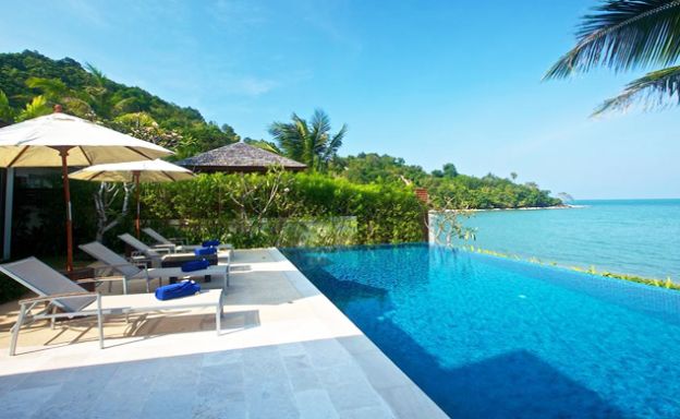 Beachfront 4-Bedroom Boutique Villa Estate in Bophut