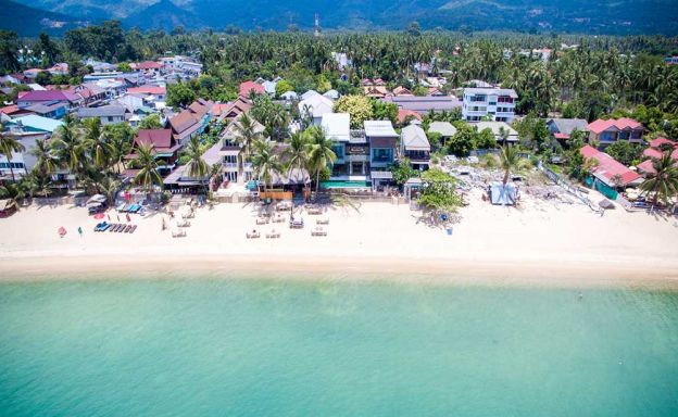 Unique Design 3 Bedroom Beachfront Villa in Maenam