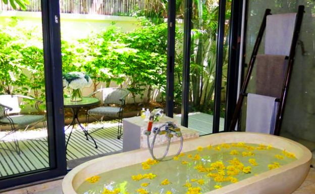 Exclusive 3 Bedroom Luxury Pool Villa in Maenam