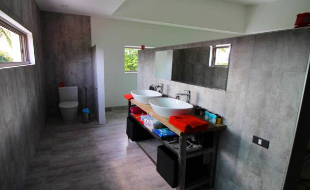Modern Minimal 3 Bedroom Pool Villa in Plai Laem
