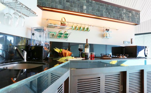 Ultra Luxury Pool 4 Bed Villa on Chaweng Noi Peak