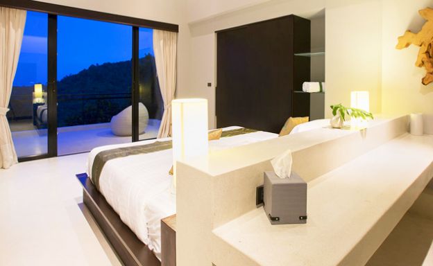 Ultra Luxury Pool 4 Bed Villa on Chaweng Noi Peak