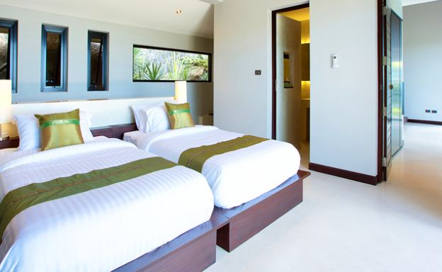 Ultra Luxury Pool 4 Bed Villa on Chaweng Noi Peak