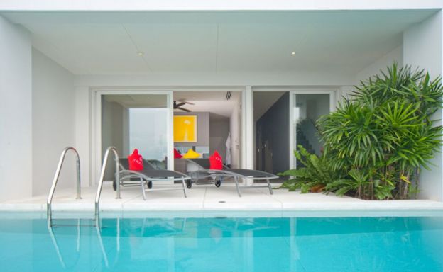 Luxury 2 Bed Infinity Sea view Apartment in Bang Por