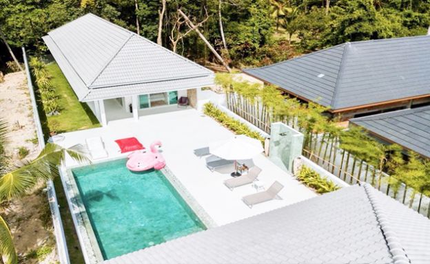 Modern 3 Bedroom Pool Villa for Sale in Maenam