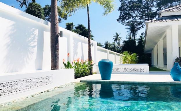 Modern 3 Bedroom Pool Villa for Sale in Maenam