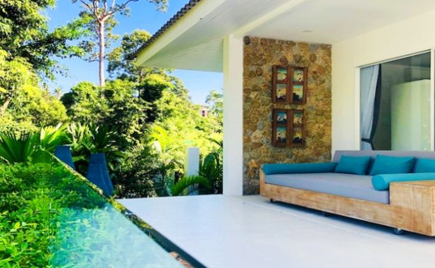 Modern 3 Bedroom Pool Villa for Sale in Maenam