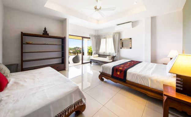 Spacious 4 Bed Luxury Sea View Villa in Choeng Mon