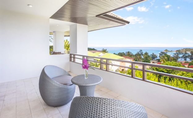 Spacious 4 Bed Luxury Sea View Villa in Choeng Mon