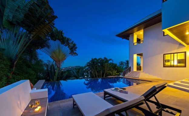 Spacious 4 Bed Luxury Sea View Villa in Choeng Mon