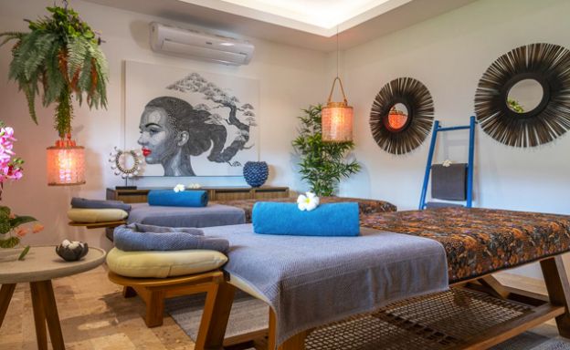 Ultra Modern 5 Bedroom Sea View Villa in Chaweng Noi