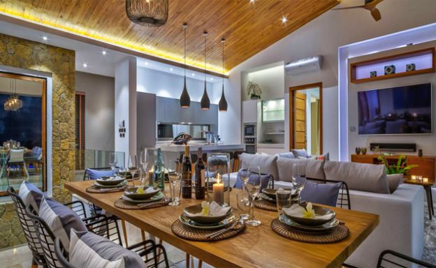 Ultra Modern 5 Bedroom Sea View Villa in Chaweng Noi
