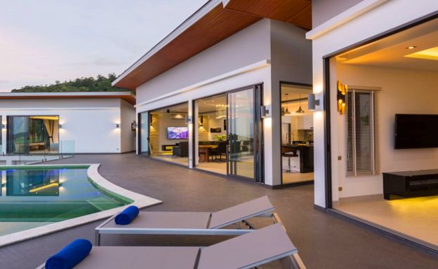 Luxury 3 Bedroom Sea View Pool Villa in Chaweng Hills