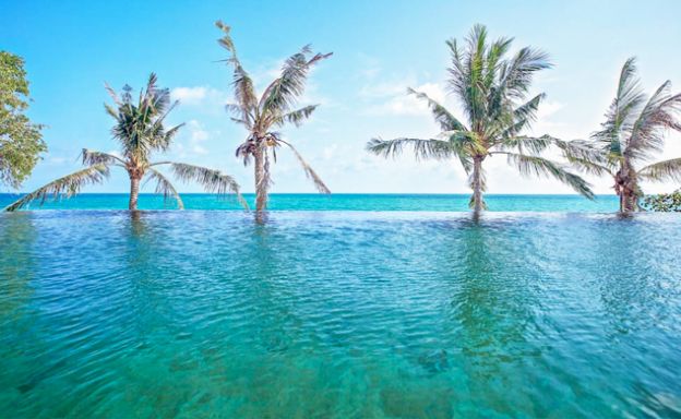 Luxury 5 Bedroom Beach Front Pool Villa in Lamai