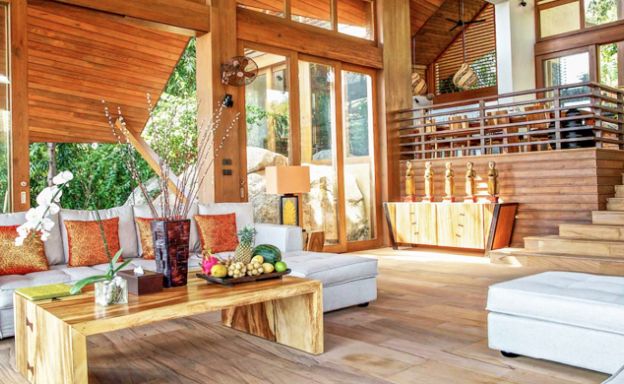Luxury 5 Bedroom Beach Front Pool Villa in Lamai