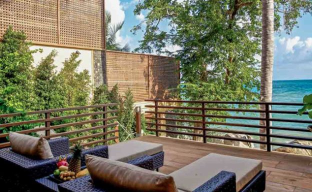 Luxury 5 Bedroom Beach Front Pool Villa in Lamai