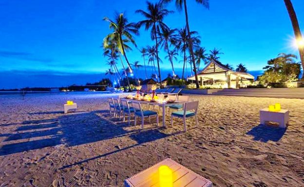 Luxury 5 Bed Beachfront Villa for Sale in Hua Thanon