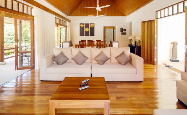 Luxury 5 Bed Garden Pool Villa Choeng Mon