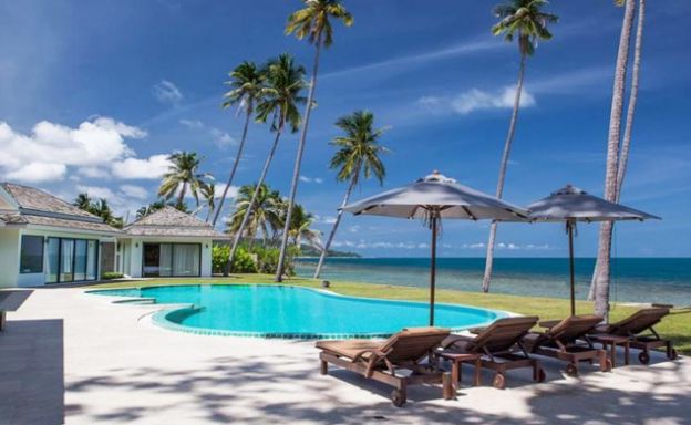 Serene 4 Bedroom Beachfront Luxury Villa in Laem Sor