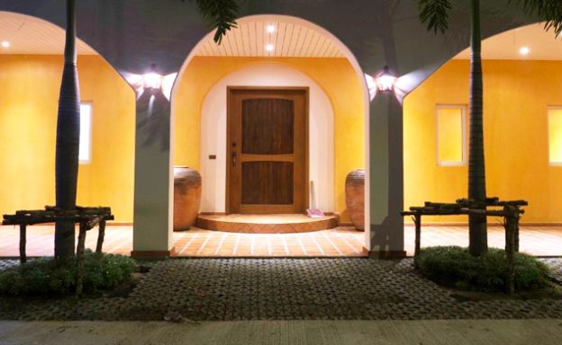 3 Bedroom Moroccan Style Pool Villa In Maenam