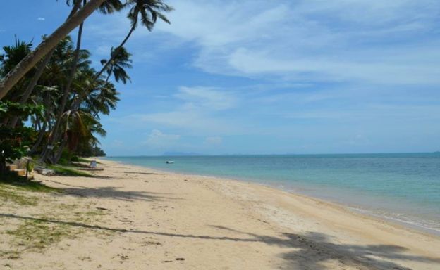 Prime Beachfront Land for Sale in Maenam